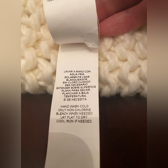 Cream coloured Tube Scarf. - Picture 3 of 3